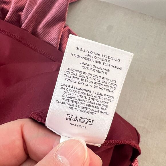 🔥🔥5 for $25🔥🔥 Express burgundy tiny ribbed velvet mini slip dress size medium - Picture 8 of 9